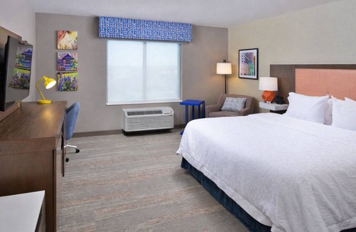 Lakeville Hotel | Lakeville Inn