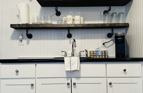 Lakewood Apartment | Lakewood Cozy Boho Apartment