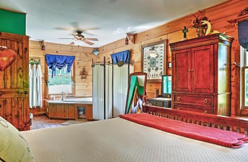 Ingles House | ‘Lakewood Lodge’ Escape w/Fire Pit