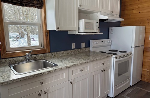 Algonquin Highlands Cottage | Lakewoods Cottage Resort