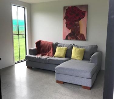 Karapiro House | Lakin' it easy Cottage