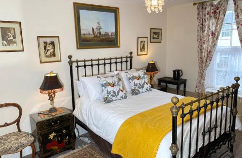 Brading House | Lala Mundi