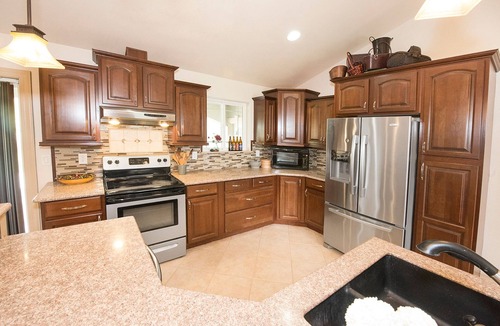 Benton City House | Laliik Iniit South - Million-dollar views!