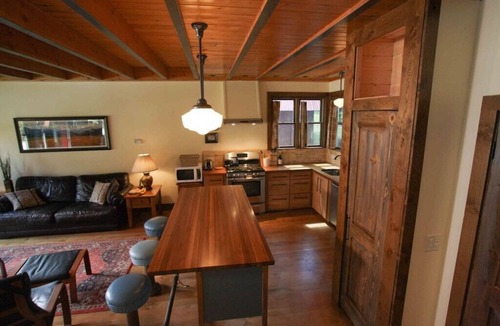 Cooke City-Silver Gate House | Lamar Valley Cabins are spacious modern-rustic cabins one mile from Yellowstone
