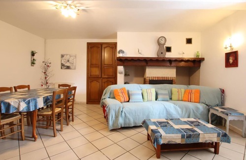 Buros House | LAMAYRE - BUROS - Gîte