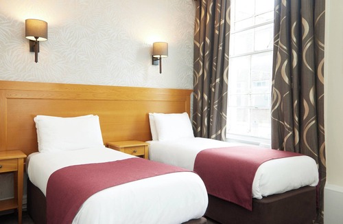 Ely Hotel | Lamb Hotel by Greene King Inns