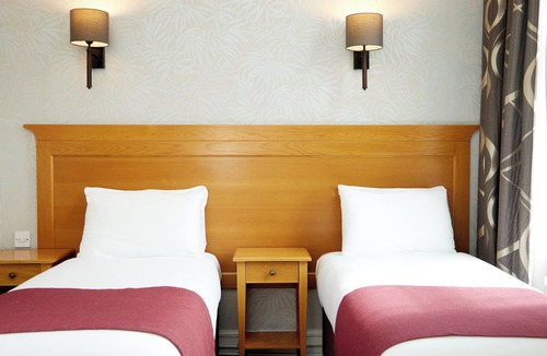 Ely Hotel | Lamb Hotel by Greene King Inns