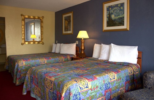 Historic Downtown Kissimmee Hotel | Lambert Inn