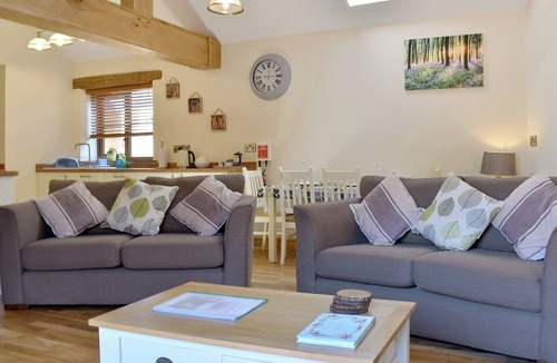 Lydney Cottage | Lambing Shed - UK12380