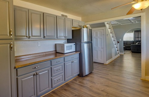 Lamesa House | Lamesa Vacation Rental w/Covered Patio & Fire Pit