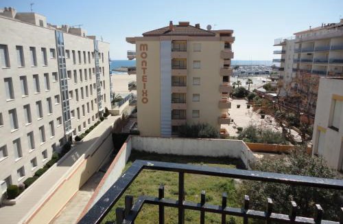 Torredembarra Apartment | Lamoga Ona