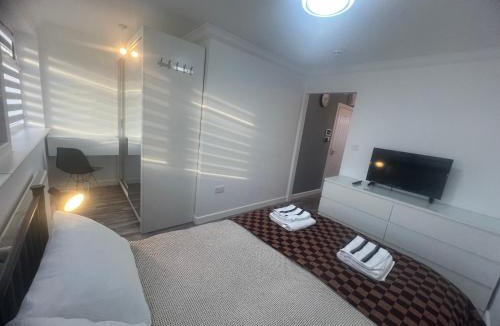 Luton House | Lamorna 3