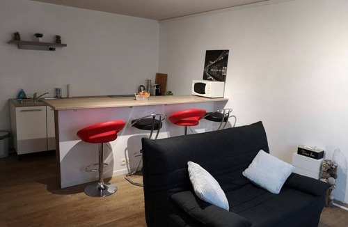 Riorges House | Lananas, Maison Avec Piscine