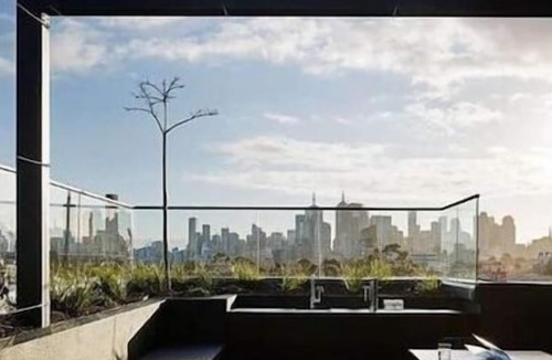 Richmond Apartment | Lanbruk Richmond Hill Studio Apartment