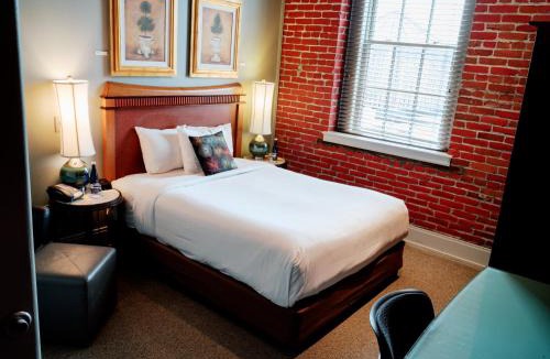 Lancaster Hotel | Lancaster Arts Hotel
