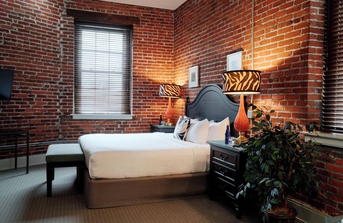 Lancaster Hotel | Lancaster Arts Hotel