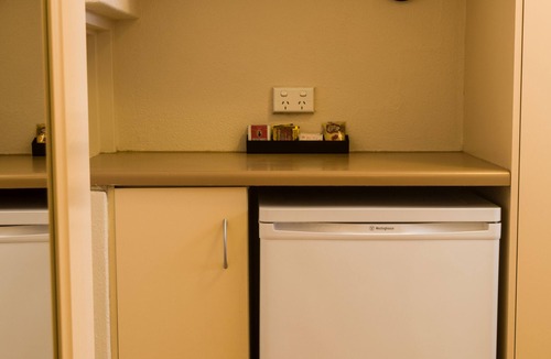 Annerley Hotel | Lancaster Court Motel