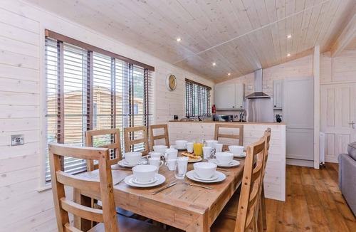 Winchester Cabin | Lancaster Lodge, Winchester