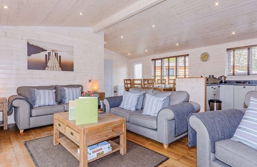 Winchester Cabin | Lancaster Lodge, Winchester