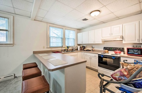 Lancaster House | Lancaster Unit w/Expansive Covered Porch!