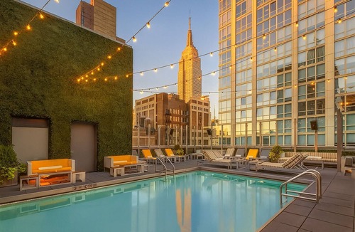 Rose Hill Hotel | Land Of Opportunity! Rooftop Pool, Pets Allowed, 0.5 miles from Empire State!