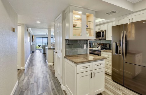 Sunset Beach Condo | Land's End 304 building 9 Beautifully remodeled, beach front w|stunning views