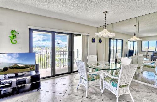 Sunset Beach House | Land's End 4-401 Bay Front - Premier