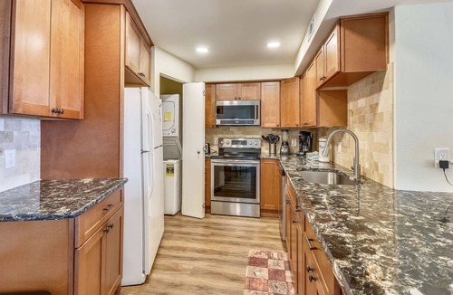Sunset Beach Condo | Land's End 405 building 1 GORGEOUS updates|TOP floor with GULF views!