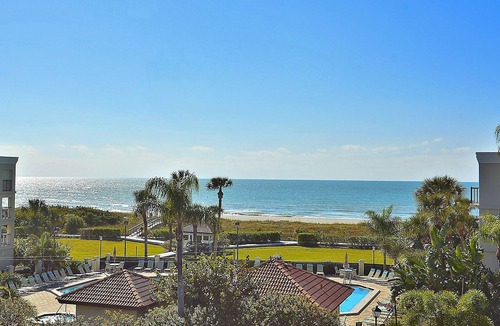 Sunset Beach Condo | Land's End 405 building 1 GORGEOUS updates|TOP floor with GULF views!