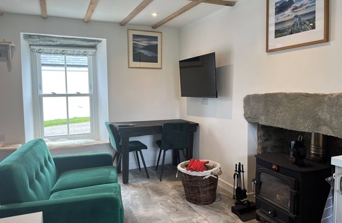Newton Stewart Cottage | Landberrick Farm Bothy