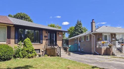 Northeast Mississauga Apartment | Landen court