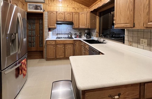 Lander House | Lander Retreat - Gather overlooking downtown and the Wind River Mountains