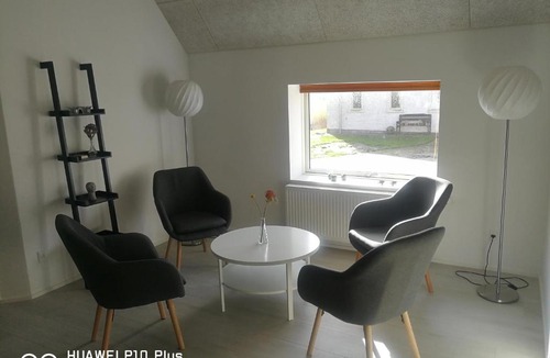 Holstebro Apartment | Landevejens B&B Holstebro