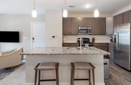 Huntersville Apartment | Landing | Amazing 1BD, Clubhouse, Gym