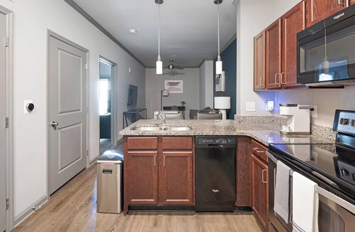 South Nashville Apartment | Landing | Amazing 1BD, Clubhouse, Gym