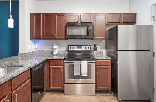 South Nashville Apartment | Landing | Amazing 1BD, Clubhouse, Gym