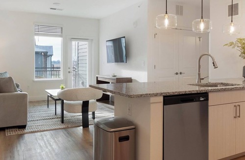 Firestone Apartment | Landing | Amazing 1BD, Clubhouse, Gym
