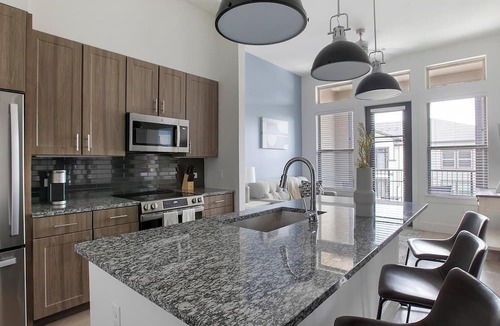 Melissa Apartment | Landing | Amazing 1BD, Clubhouse