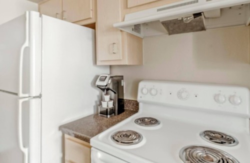 Southbelt/Ellington Apartment | Landing | Amazing 1BD, Clubhouse, Pool
