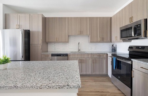 Scofield Farms Apartment | Landing | Amazing 1BD, Clubhouse, Pool