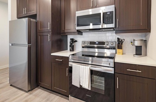 Corinth Apartment | Landing | Amazing 1BD, Clubhouse, Pool