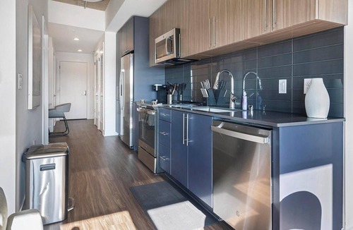 Baileys Crossroads Apartment | Landing | Amazing 1BD, Gym, Game Room