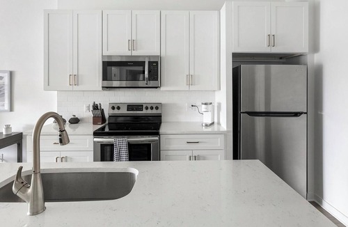 Donelson Apartment | Landing | Amazing 1BD, Gym, Clubhouse