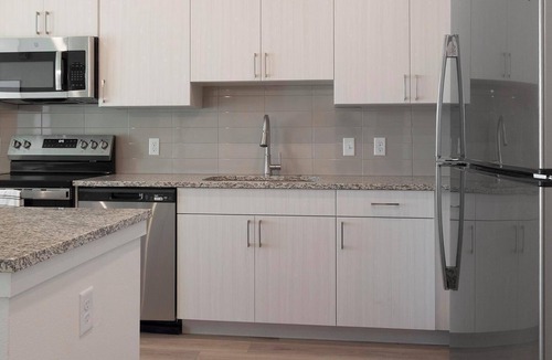 Firestone Apartment | Landing | Amazing 1BD, Gym, Clubhouse