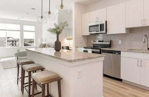 Firestone Apartment | Landing | Amazing 1BD, Gym, Clubhouse