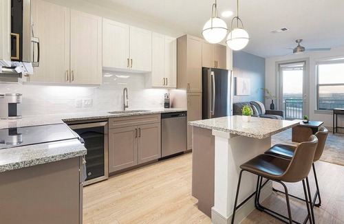 Scofield Farms Apartment | Landing | Amazing 1BD, Gym, Clubhouse