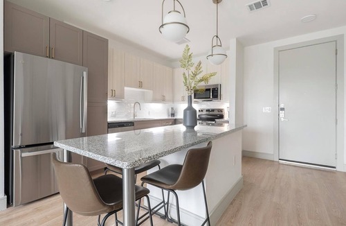 Scofield Farms Apartment | Landing | Amazing 1BD, Gym, Pool