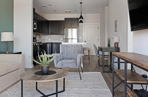 Sugar Hill Apartment | Landing | Amazing 1BD, Gym, Yoga Studio