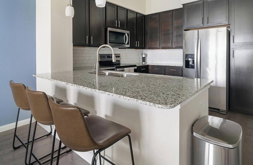Conroe Apartment | Landing | Amazing 1BD, Gym