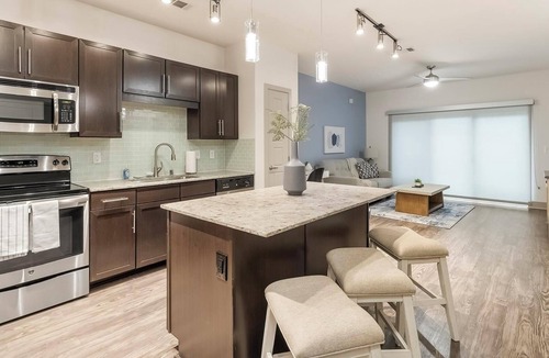 West Dallas Apartment | Landing | Amazing 1BD, Gym